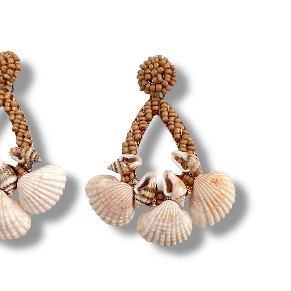 Seashell Statement Earrings - Picture 3 of 4